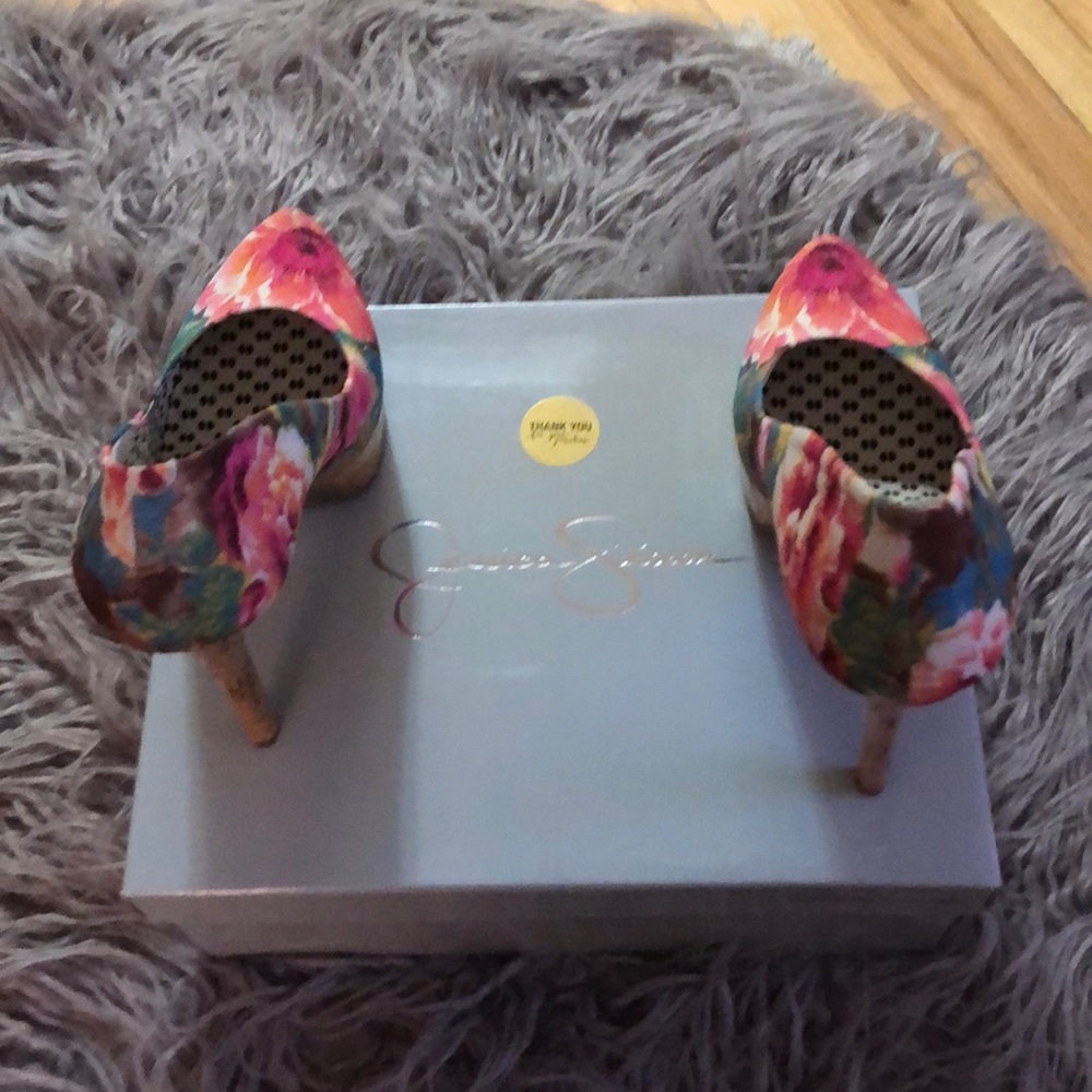Jessica Simpson Platforms - Picture 6 of 8